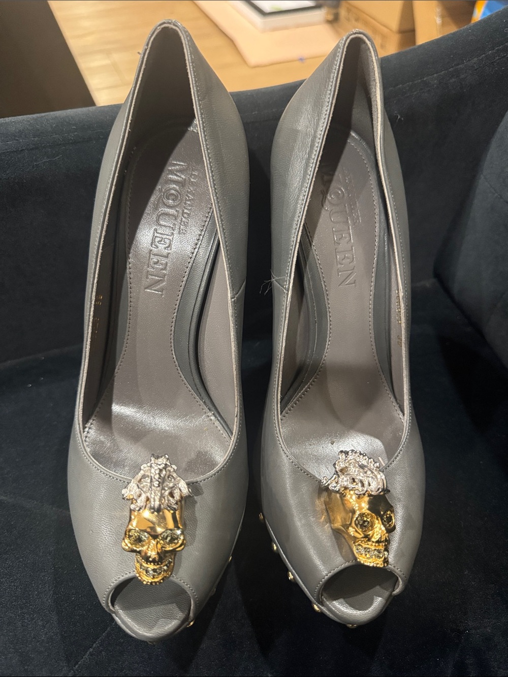 Alexander McQueen Gray Leather Peep-Toe Pumps with Gold Skull Accents